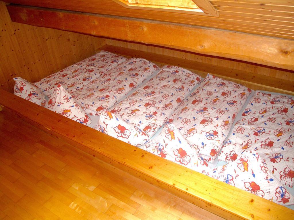 Berggasthaus Wasenalp Brig Room photo